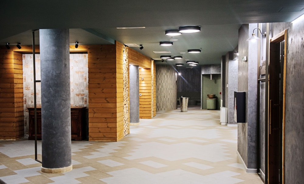 Hot Springs Medical & Spa Hotel 10/34
