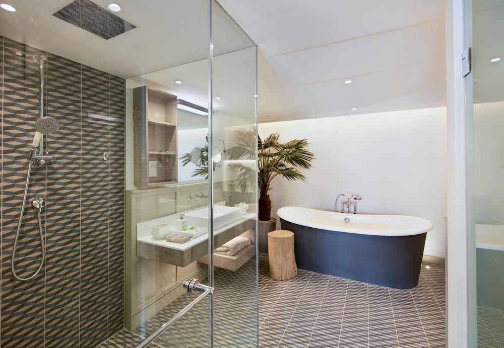 LUX Grand Gaube Resort and Villa 11/80