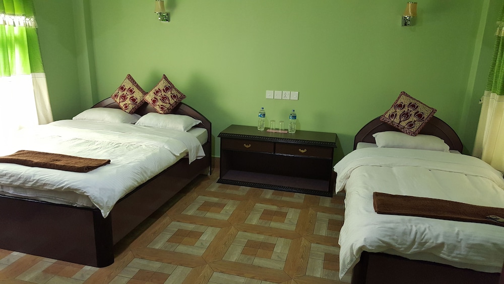 Sauraha Resort 16/50