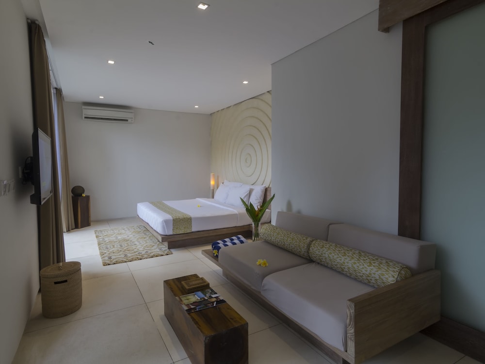 Svarga Resort 30/50