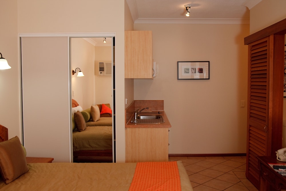 Hibiscus Resort And Spa 33/77