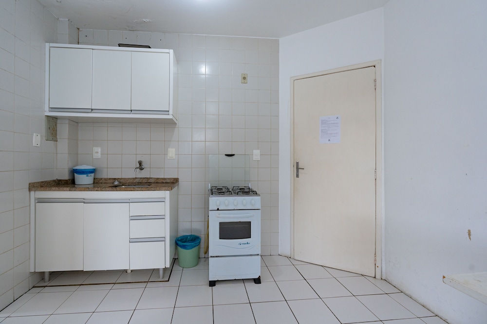 Flat Amsterdam 7/48