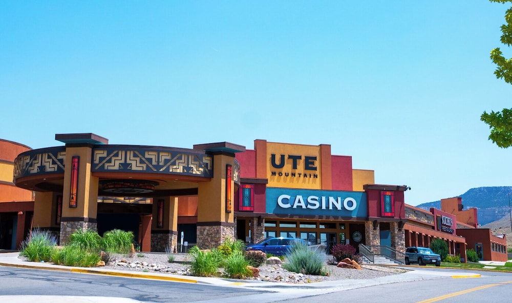 Ute Mountain Casino Hotel 2/27