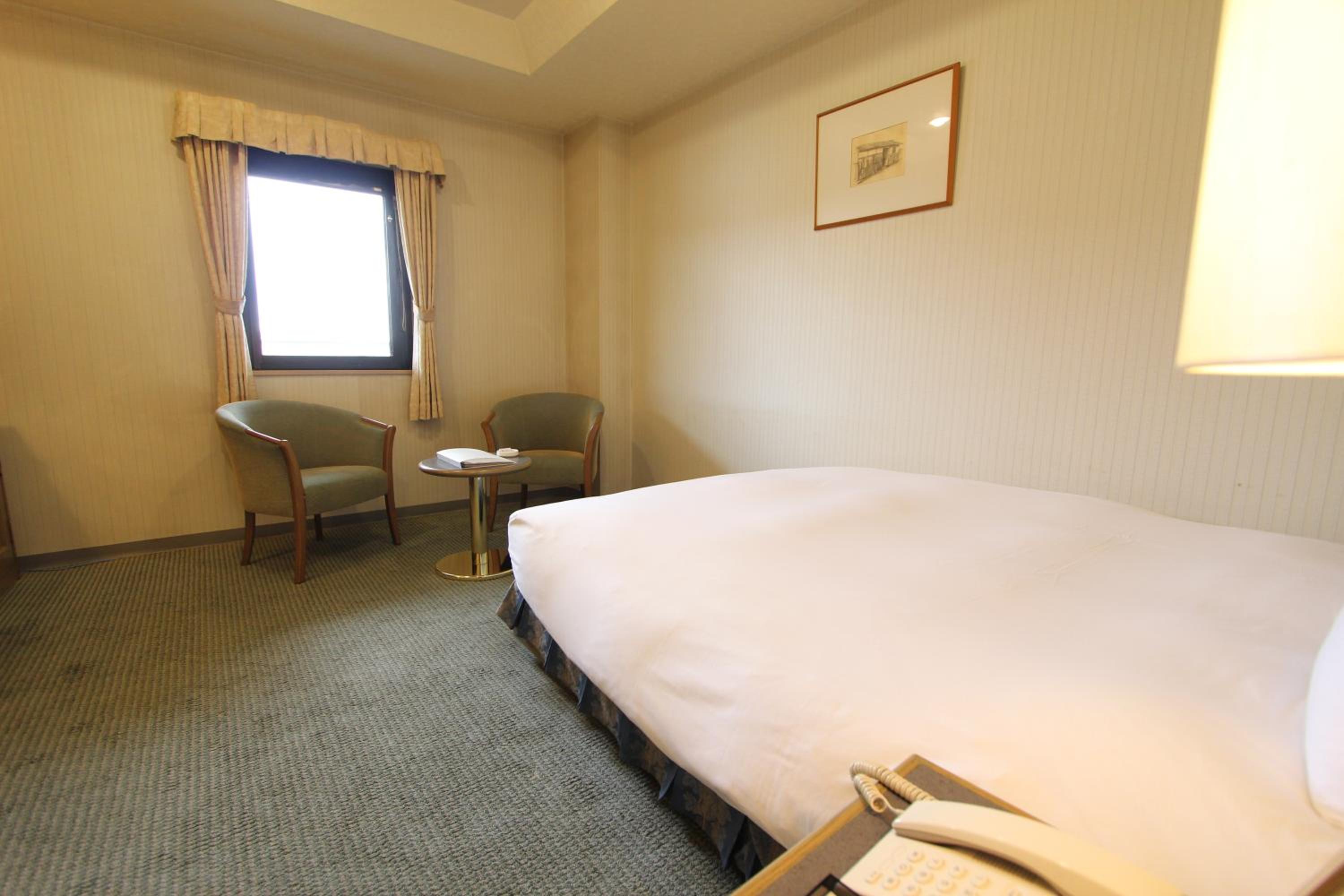 SHIMONOSEKI GRAND HOTEL 12/26