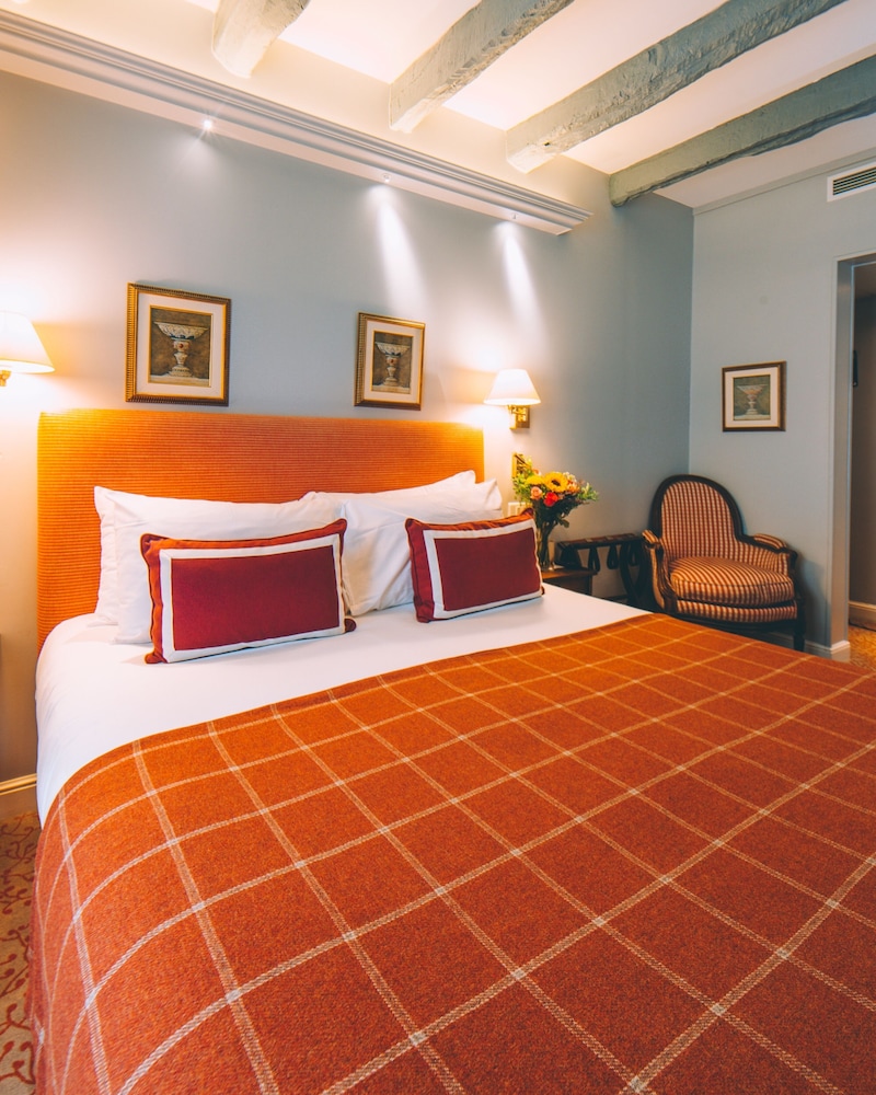 COMFORT, DOUBLE BED