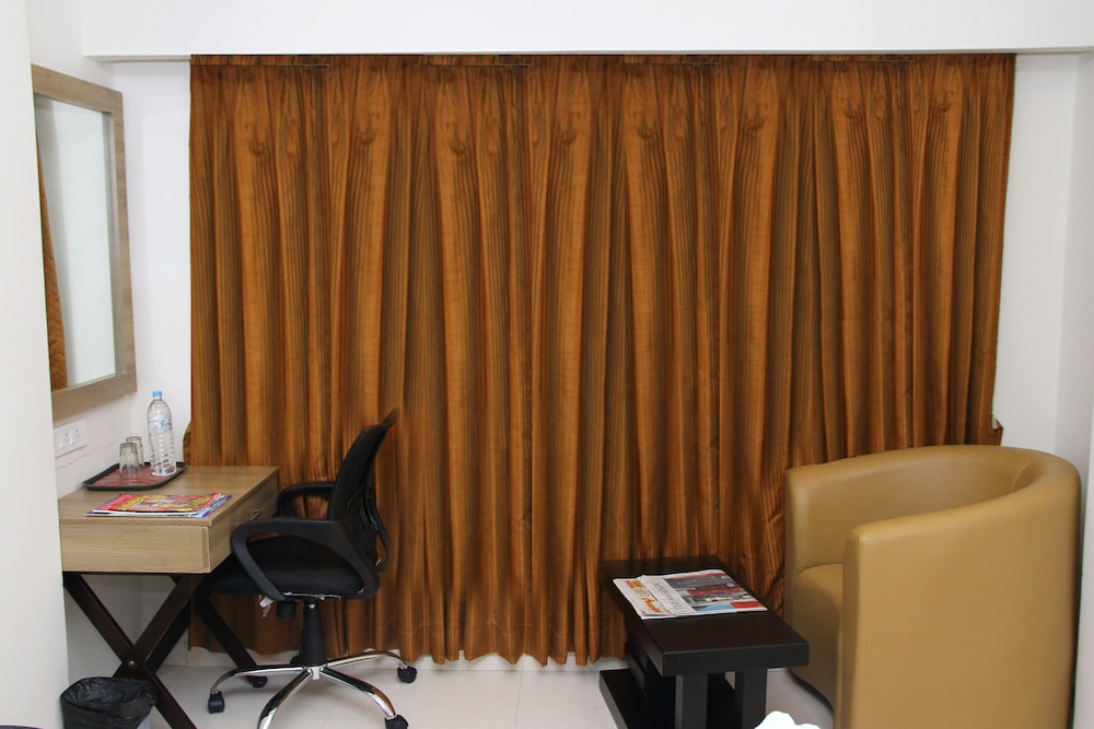 Hotel Vinayaga 24/25