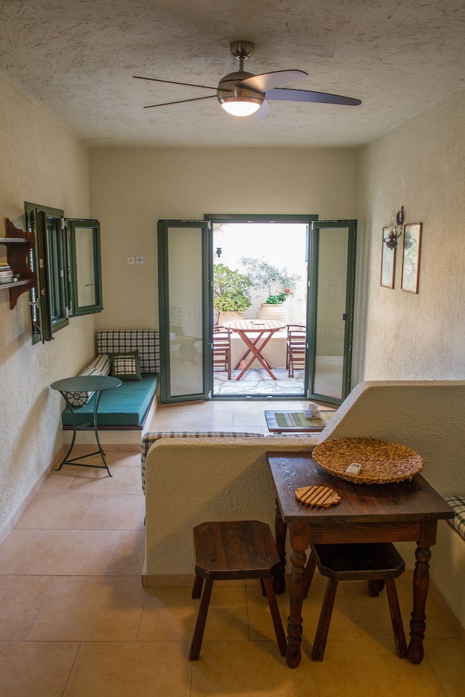 Porto Sisi Hotel Apartments 50/78
