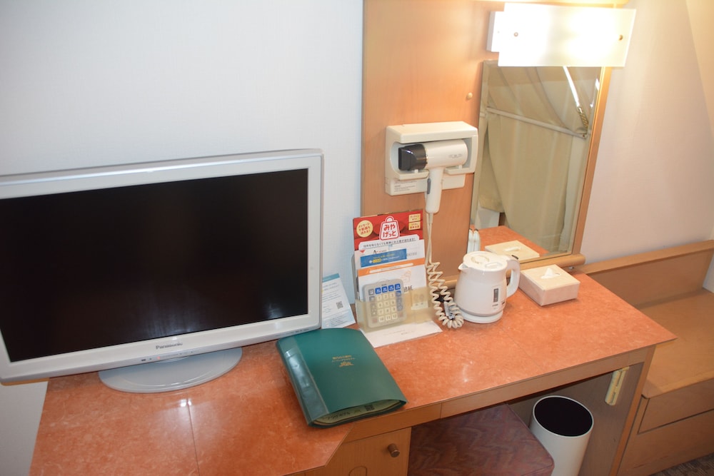 Harbor Plaza Hotel 39/49
