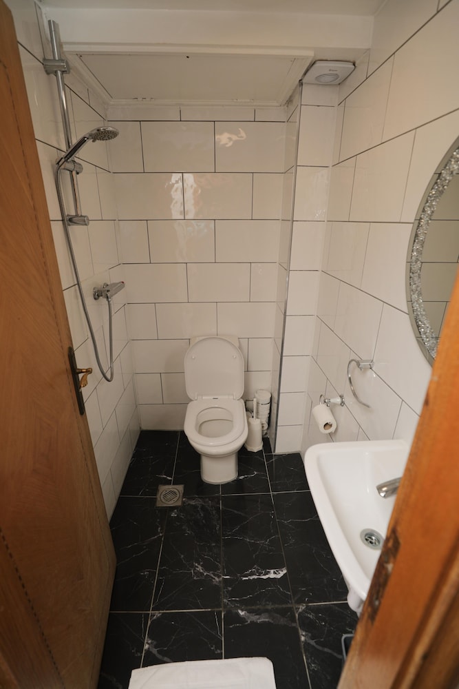 Holland Inn Hotel 27/69