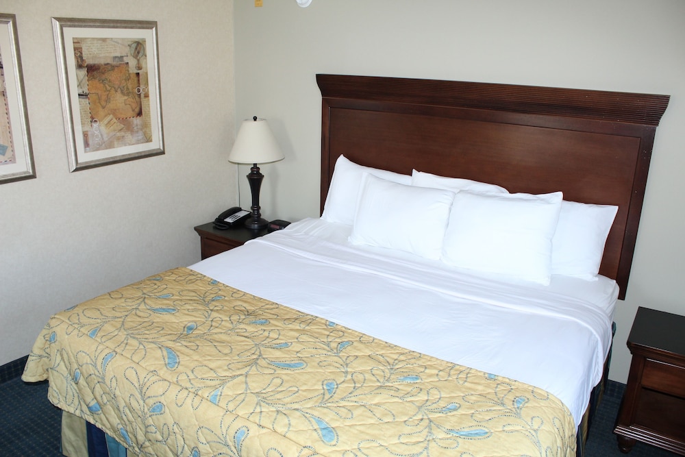 Suburban Studios Branson On The Strip 11/21
