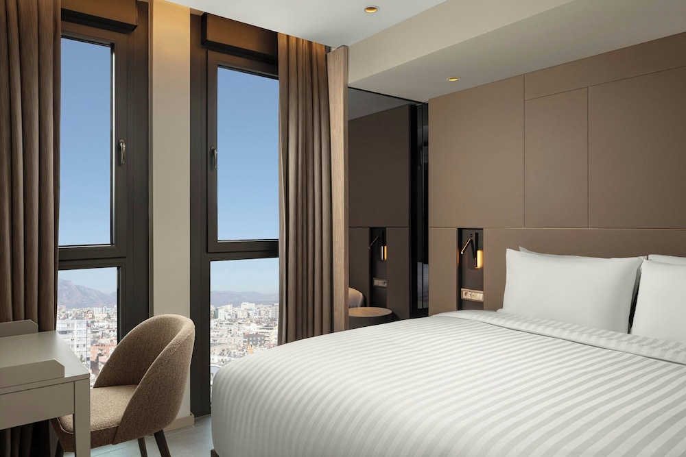 Residence Inn by Marriott Antalya 24/82