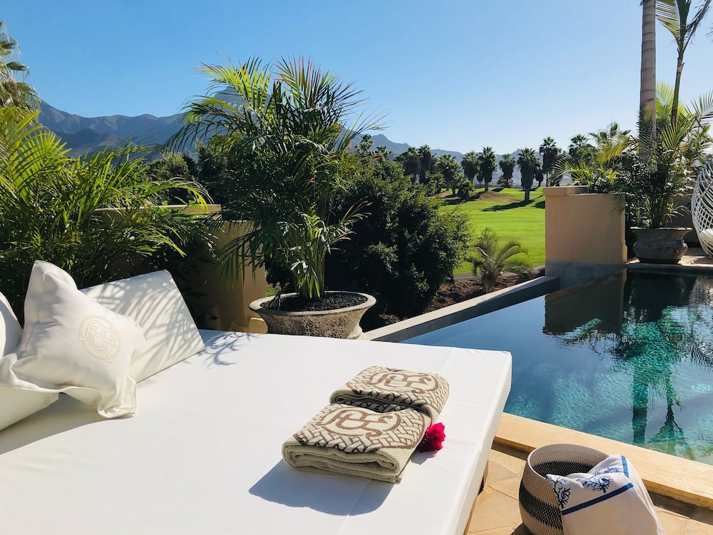 Royal River Luxury Hotel (Adults Only +16) 8/75