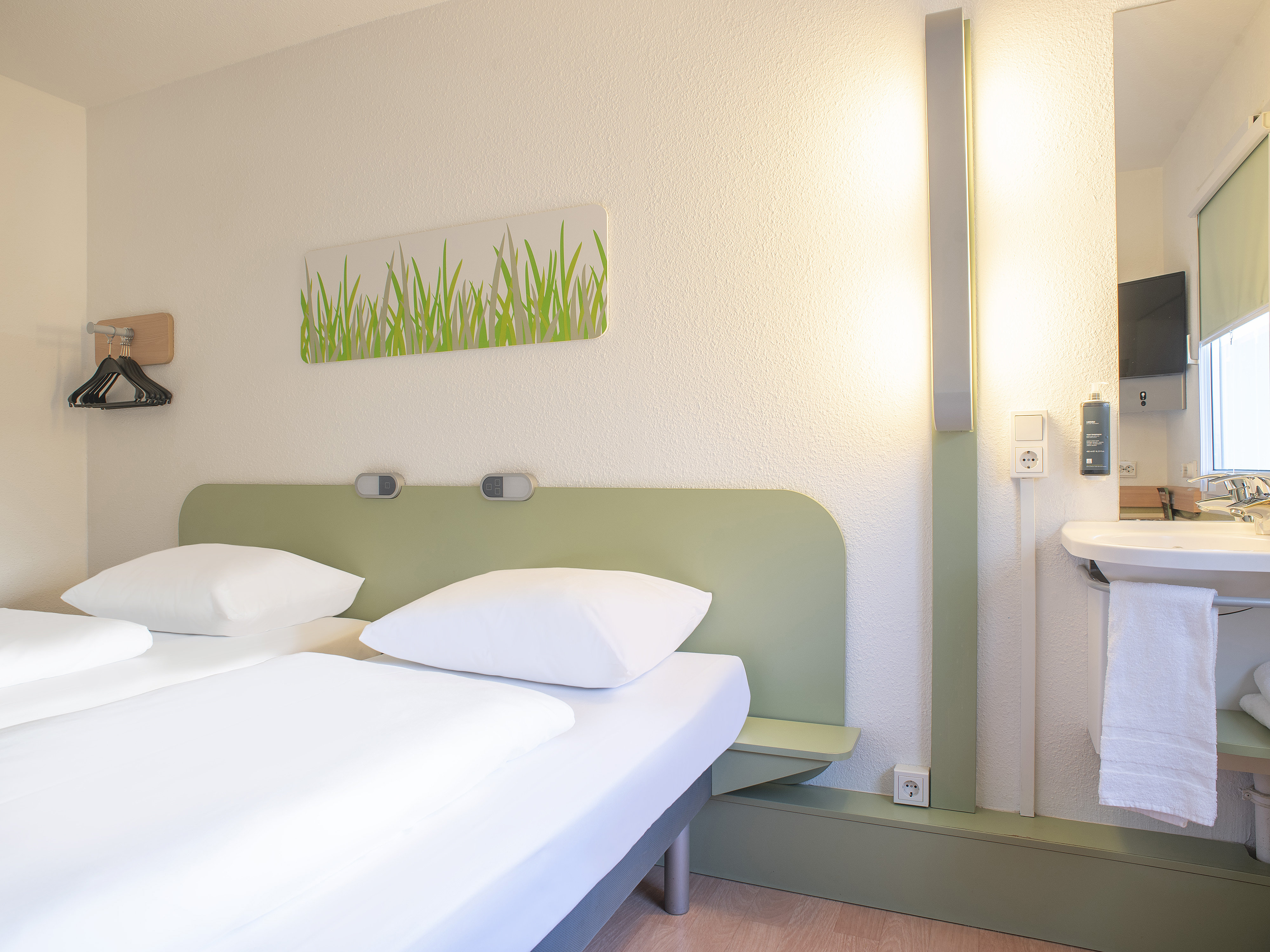 B&B HOTEL Düren 14/34