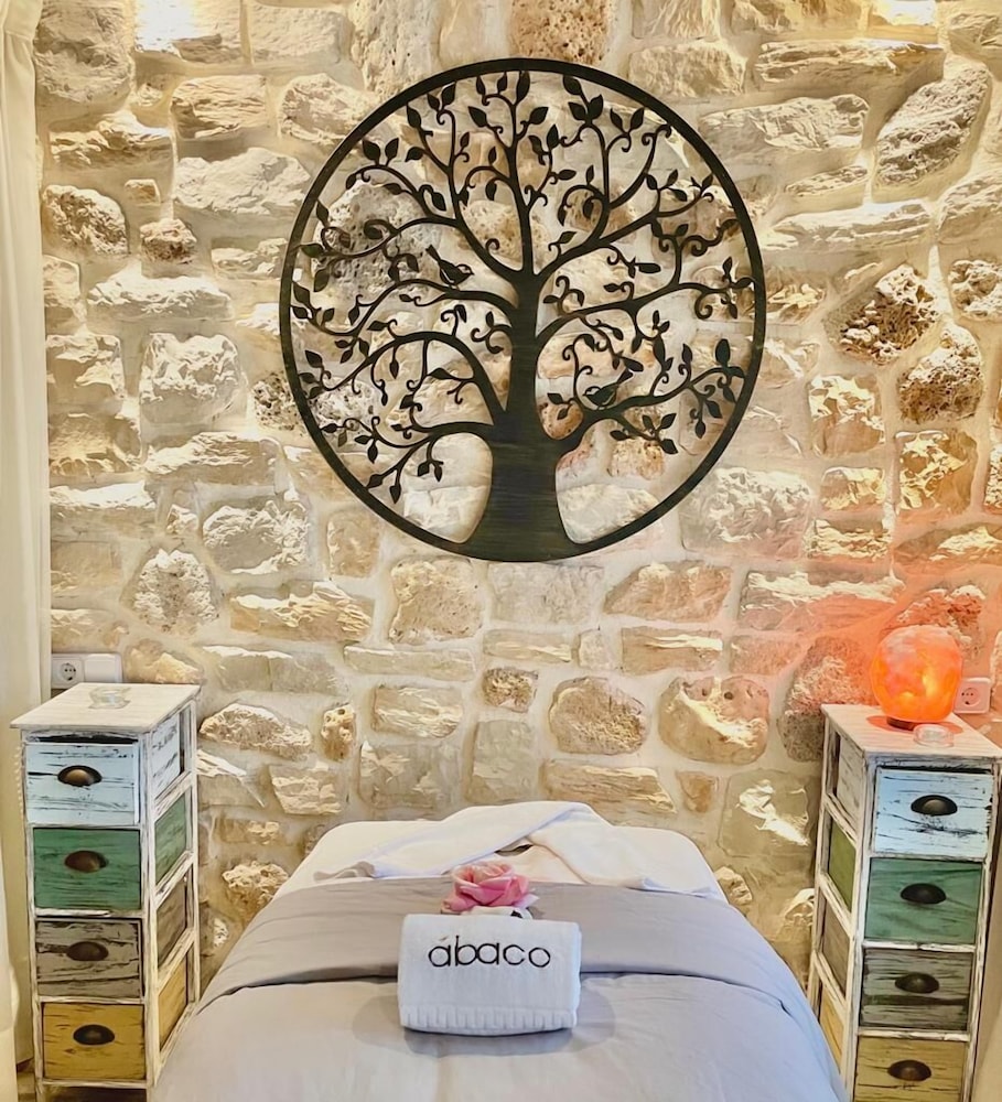 Lobby at Hotel Abaco, ALTEA