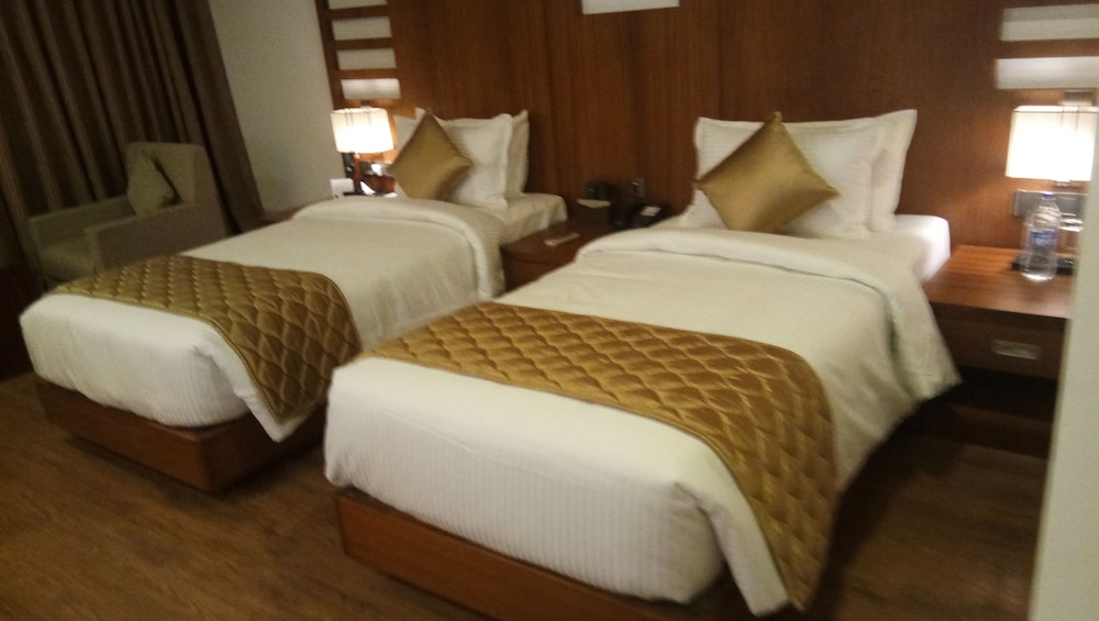 Hotel Karthika Park 9/35