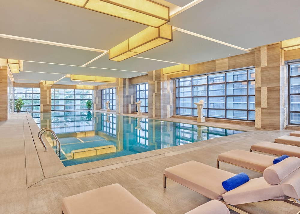 Hilton Guangzhou Baiyun Hotel 25/56