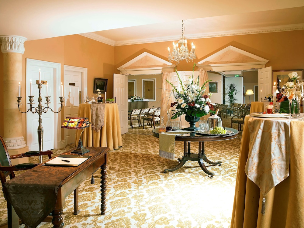 Hayfield Manor Hotel 58/63