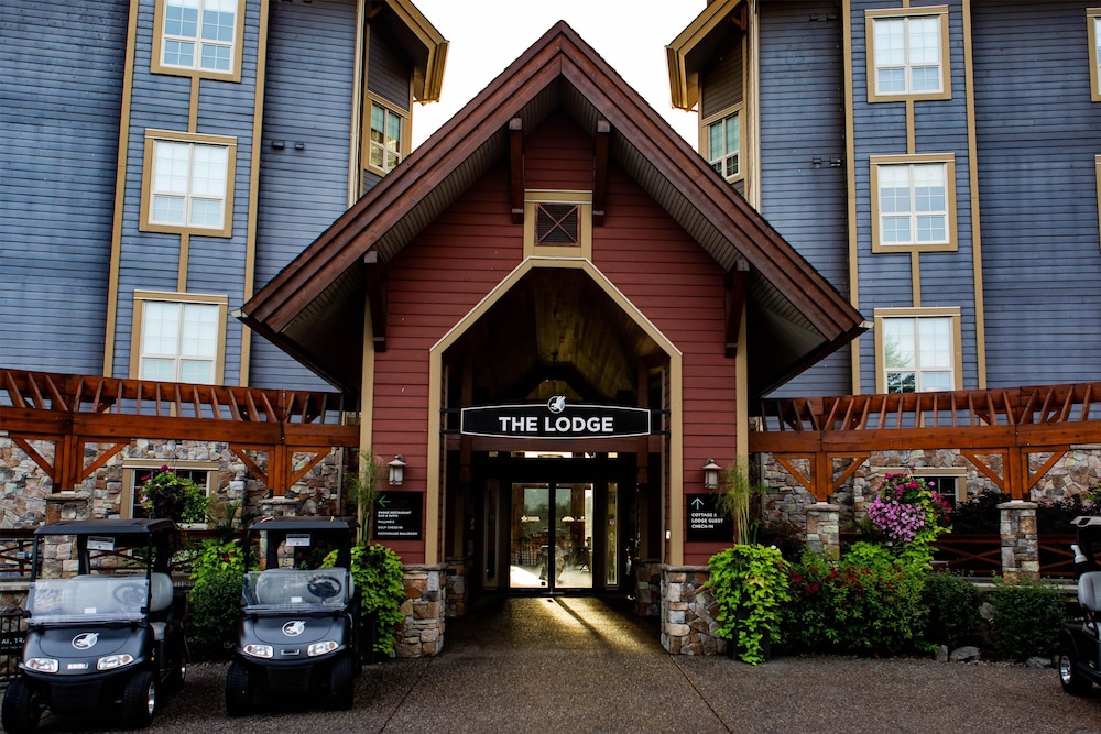 Predator Ridge Resort 60/67