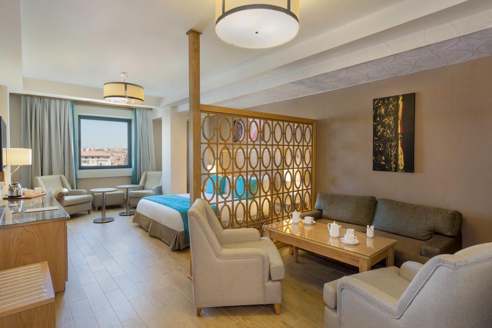 Plus Hotel Setif 23/42