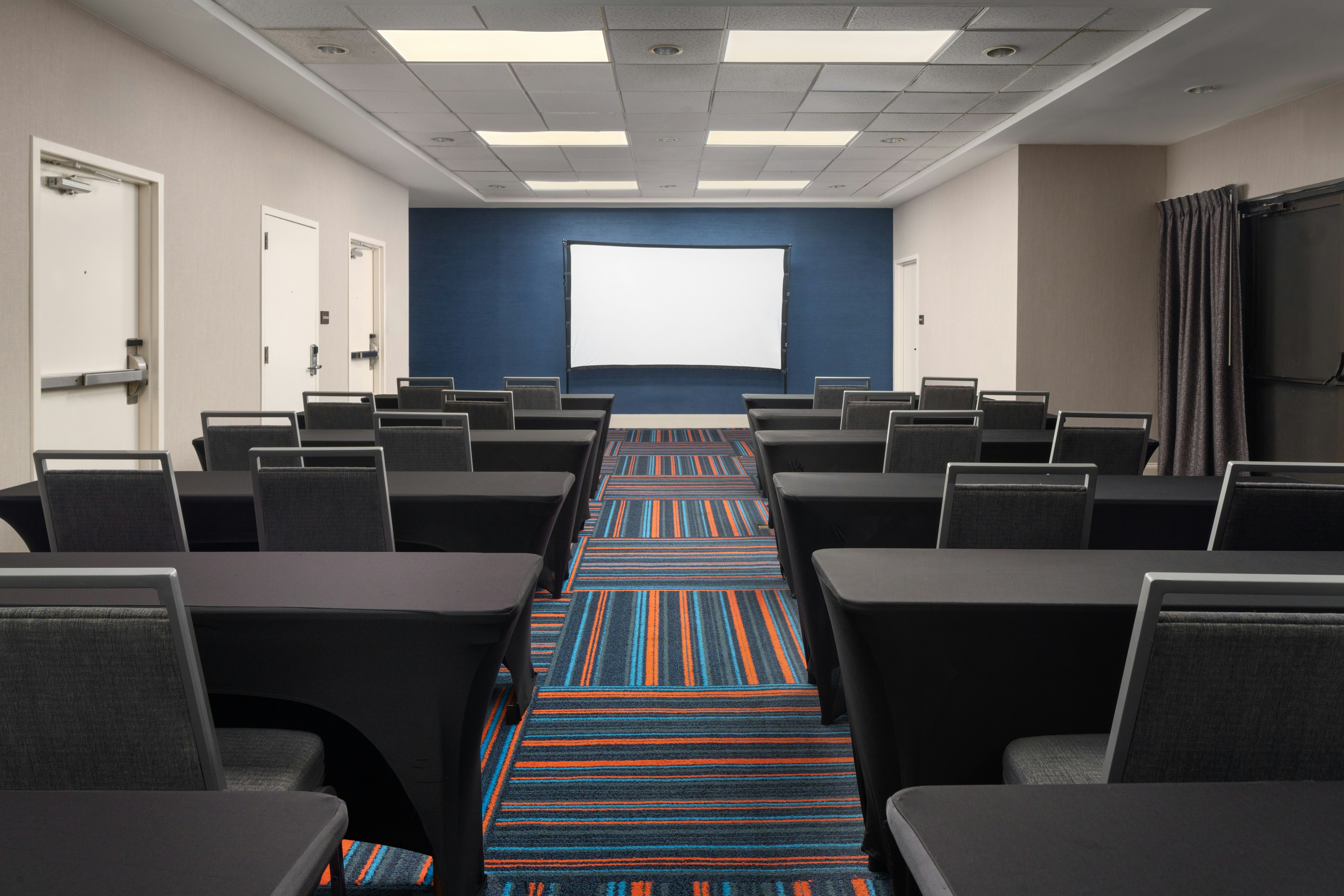 Hampton Inn & Suites Concord/Charlotte 41/57