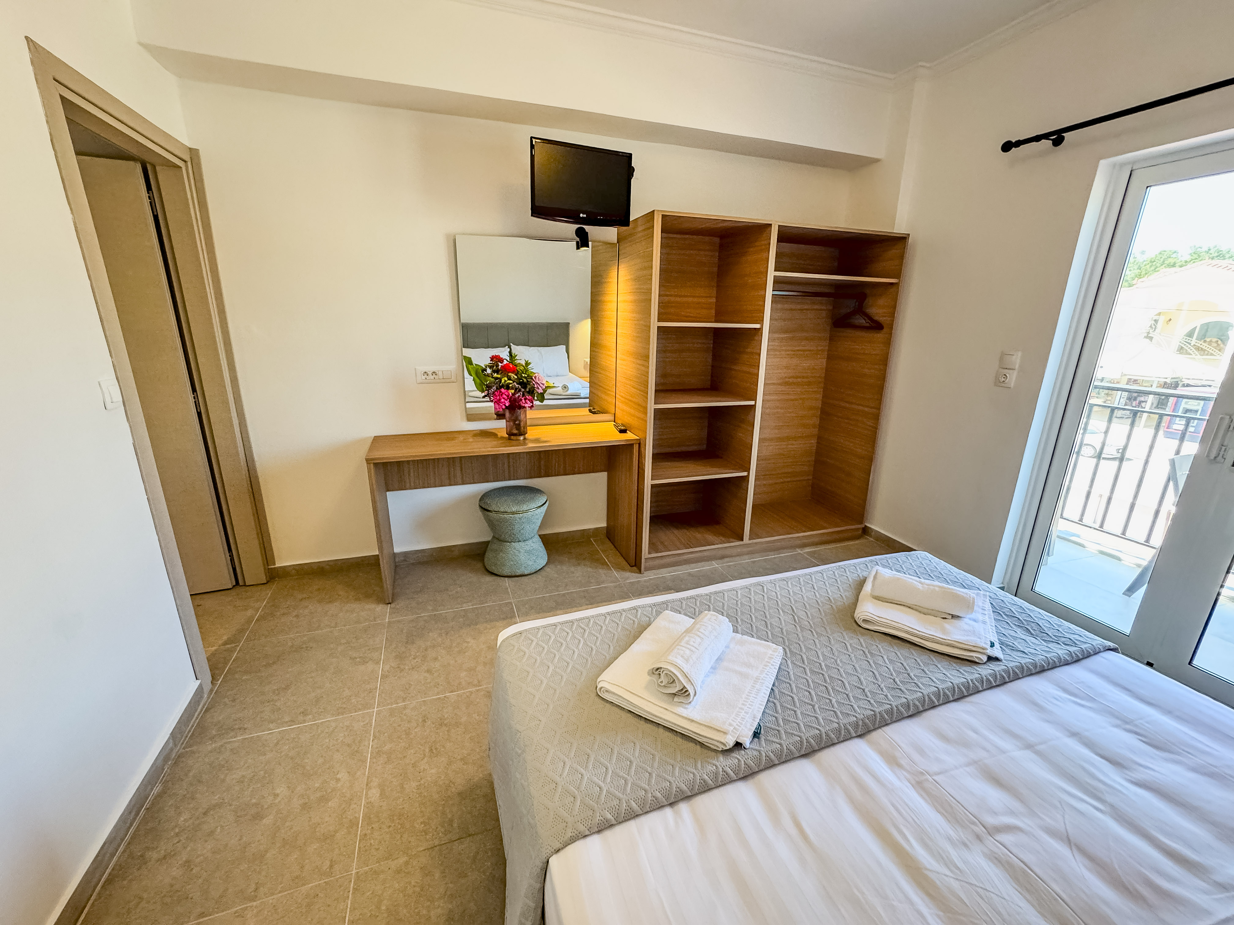 Athina Apartments 11/50
