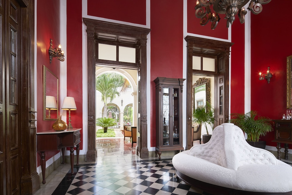 Casa Lecanda Boutique 13/38