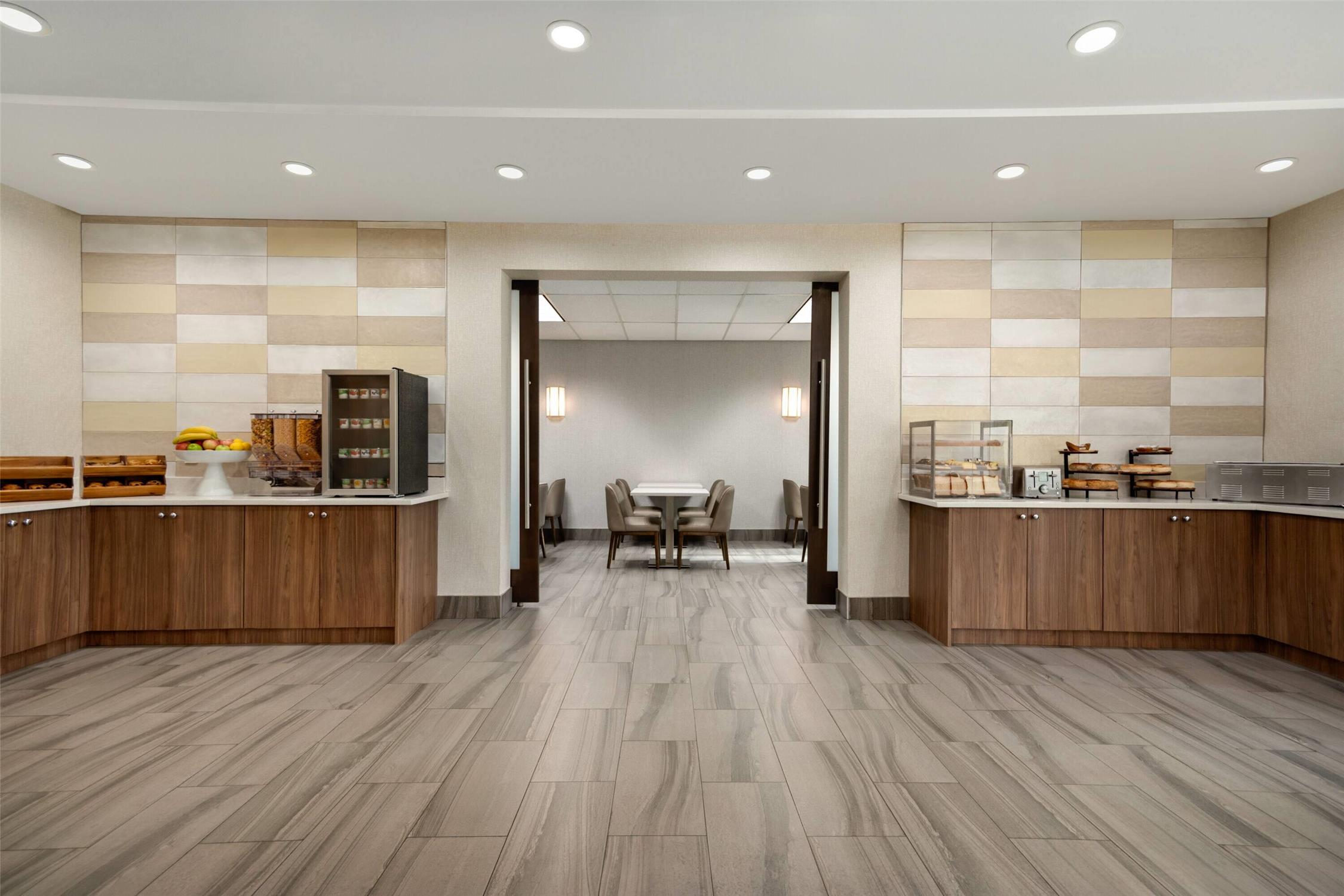 La Quinta Inn Vancouver Airport 3/65
