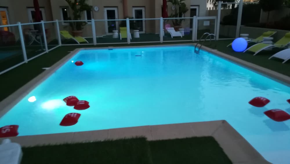 ibis Nice Centre Gare 35/63