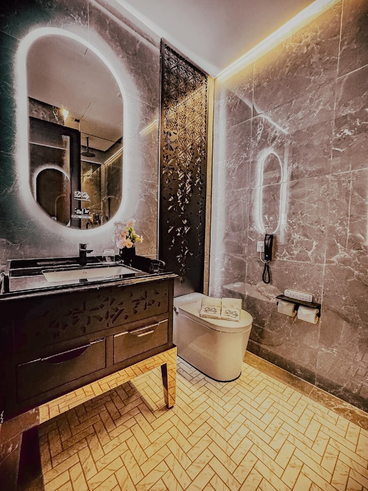 1969 D Kelly Hotel 26/50