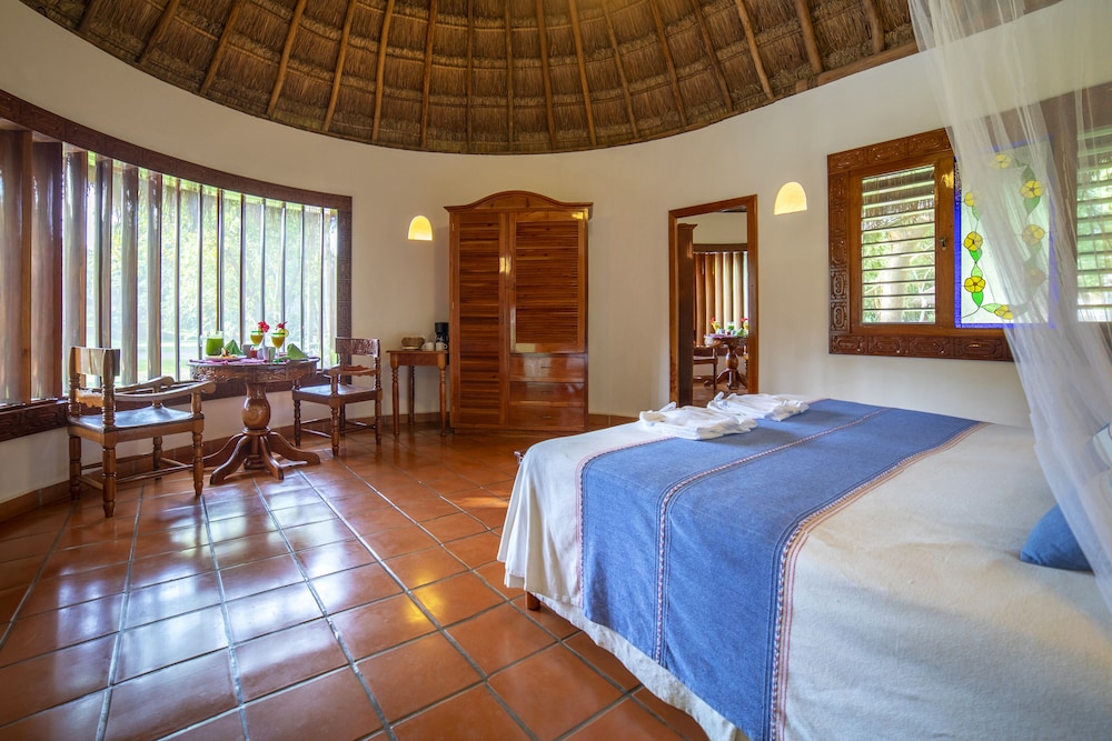 The lodge At Chichen Itza 10/50
