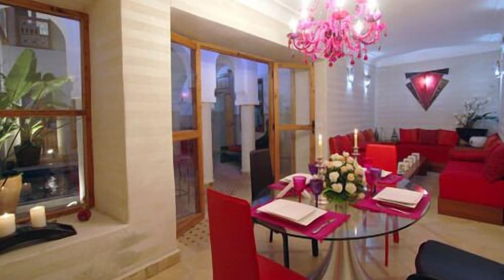 Riad Chalymar 29/39