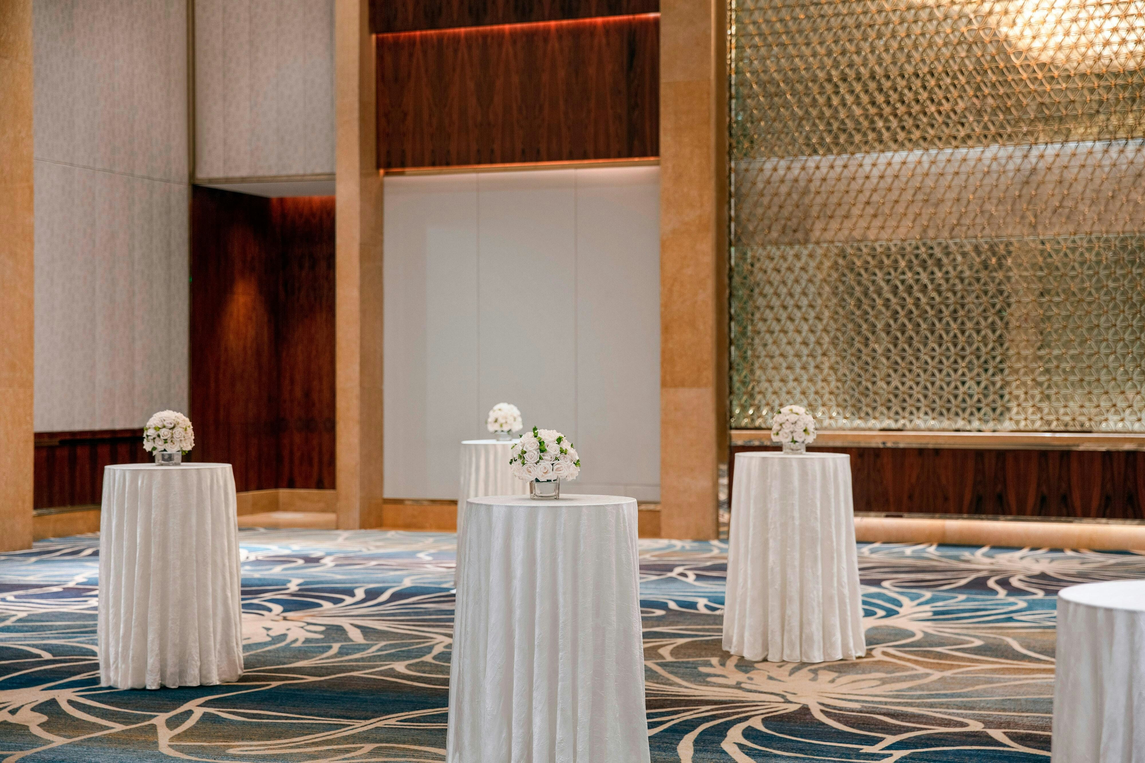 Sheraton Grand Shanghai Pudong Hotel and Residences 6/21