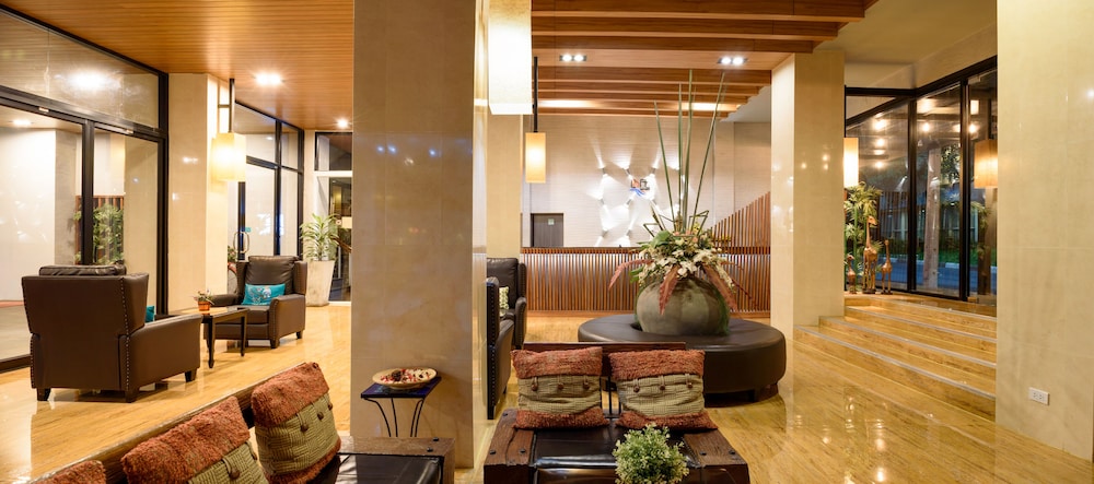 The Loft Seaside Sriracha Hotel 44/68