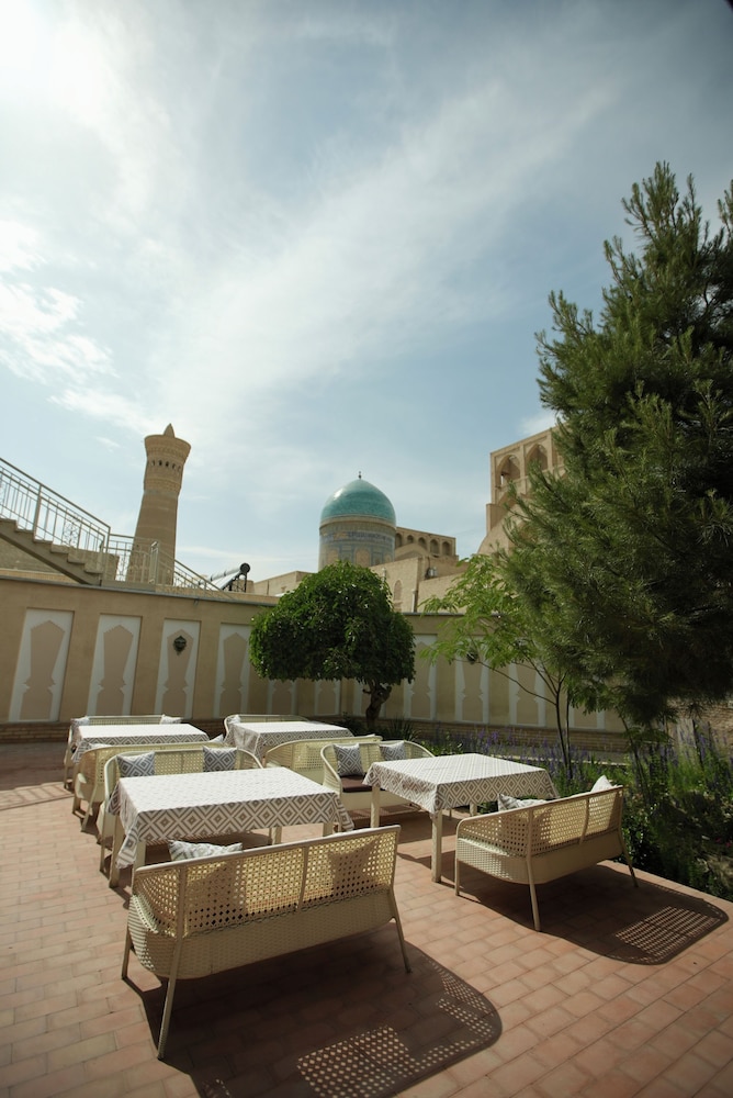 Zargaron Boutique Hotel 22/25