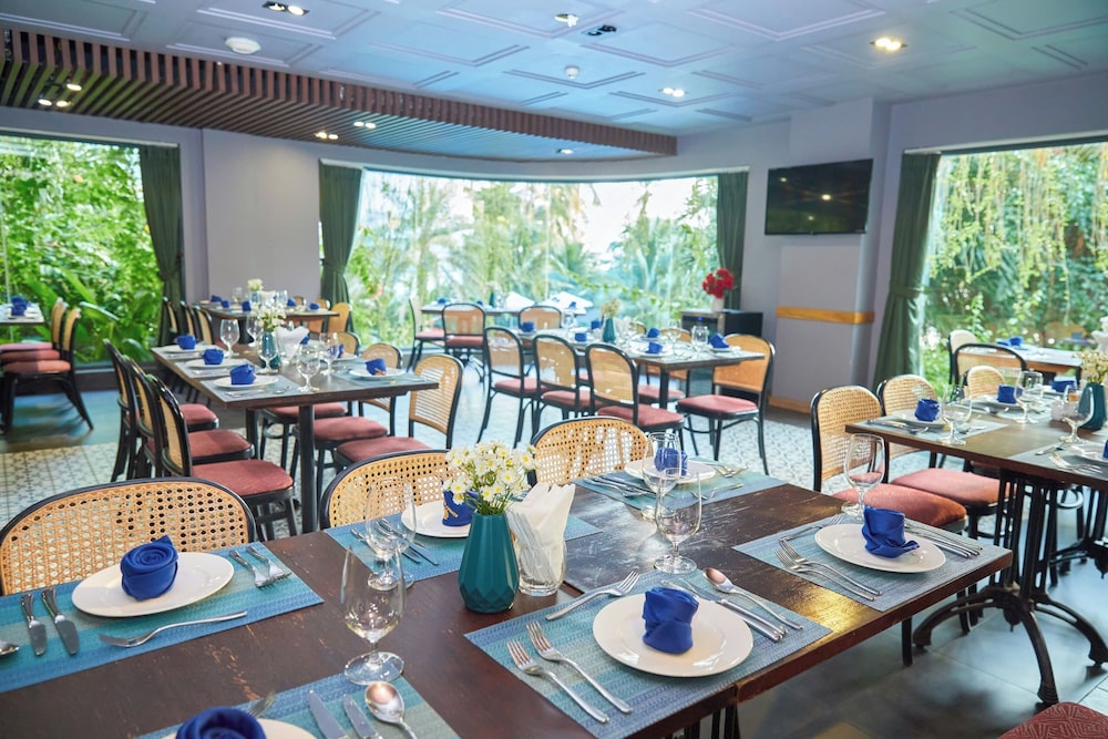 Sunset Beach Resort Spa 36/50