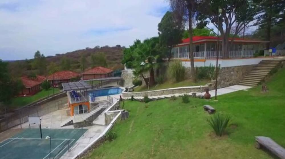 Hotel Chapala Country 47/49