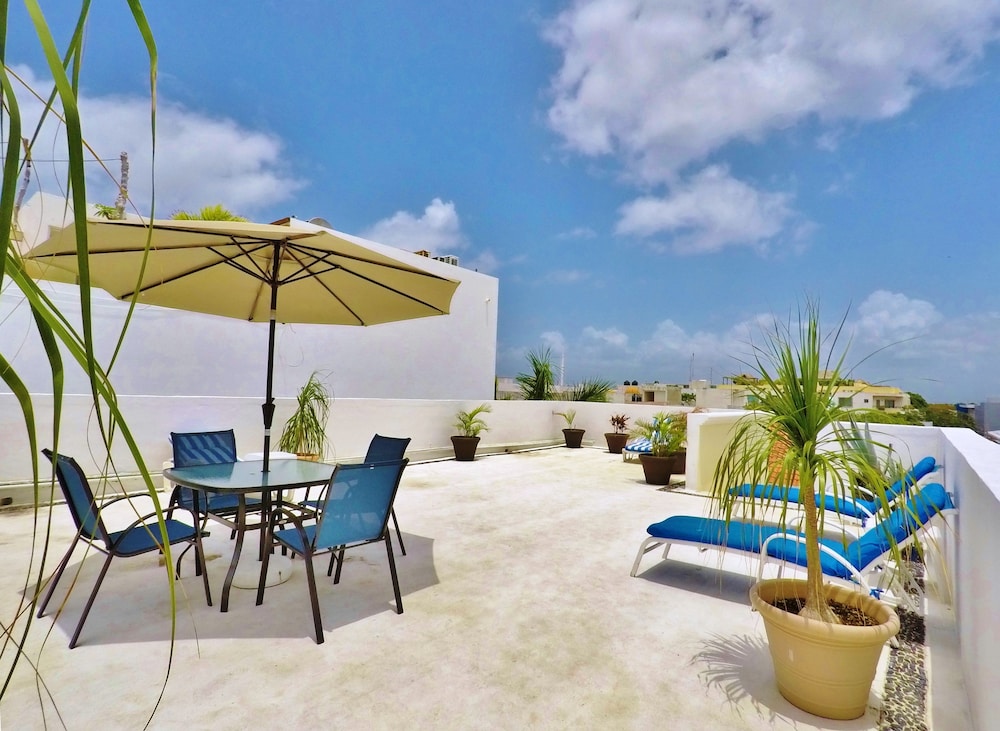 Hotel Suites El Campanario 31/39