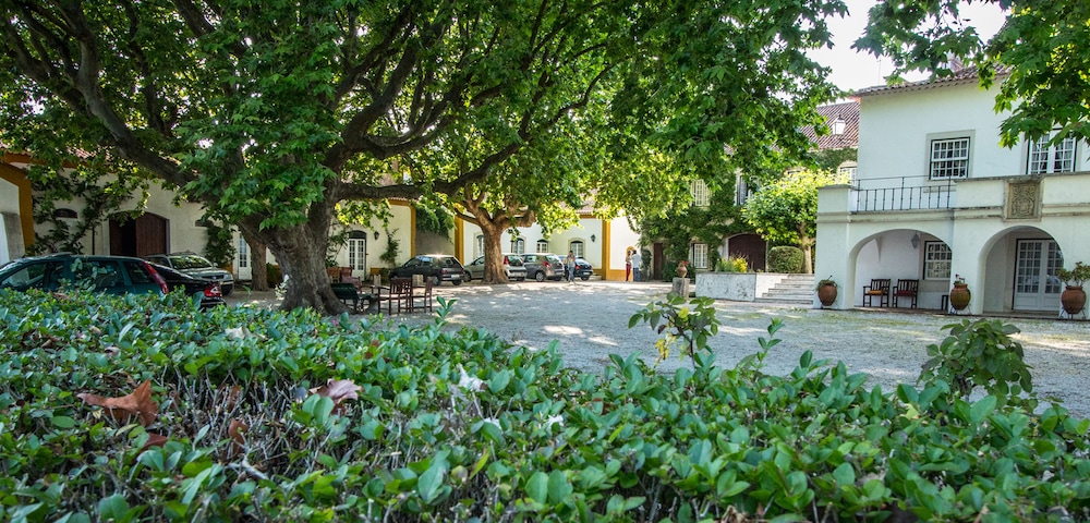Quinta da Alcaidaria-Mor 38/50