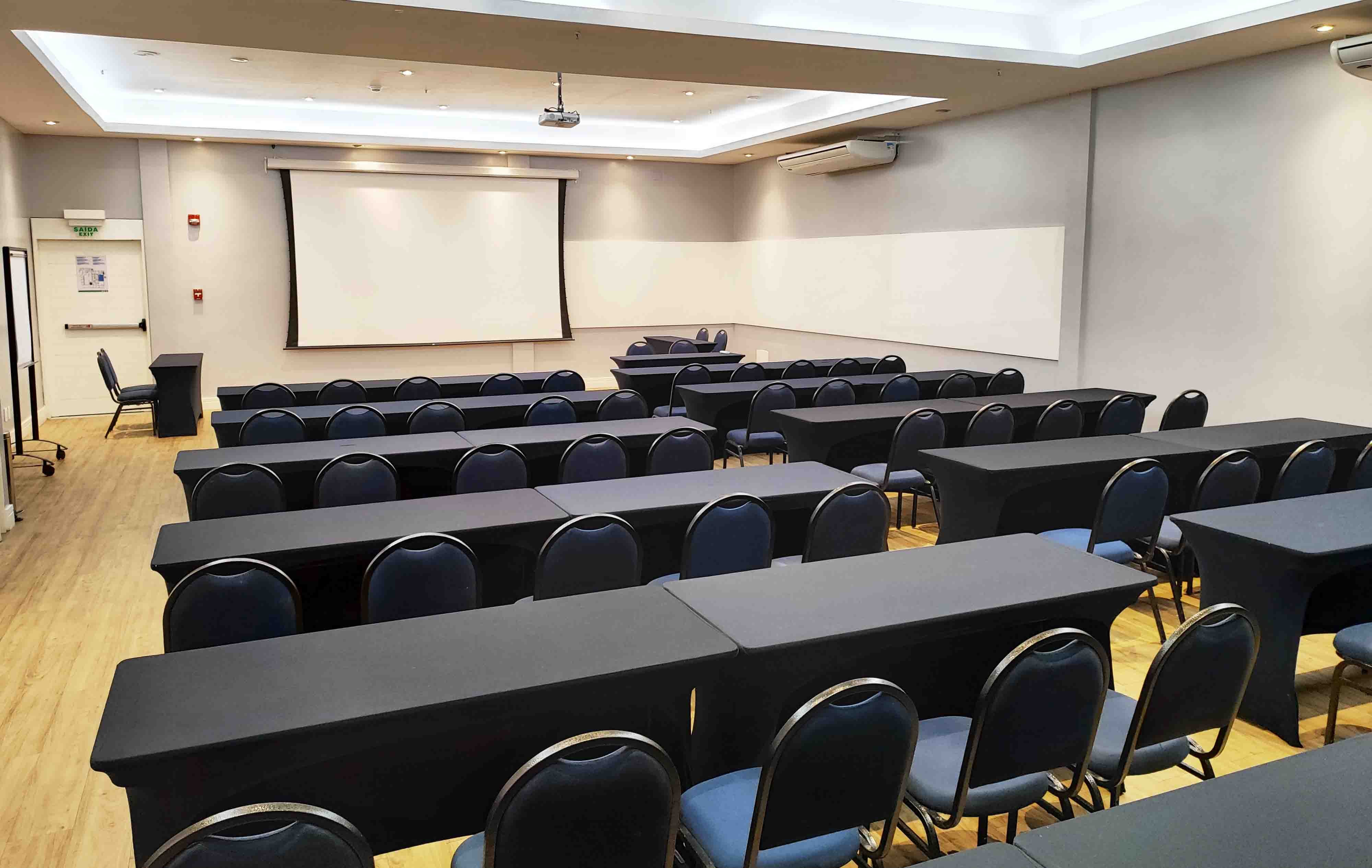 HOLIDAY INN FORTALEZA 63/76