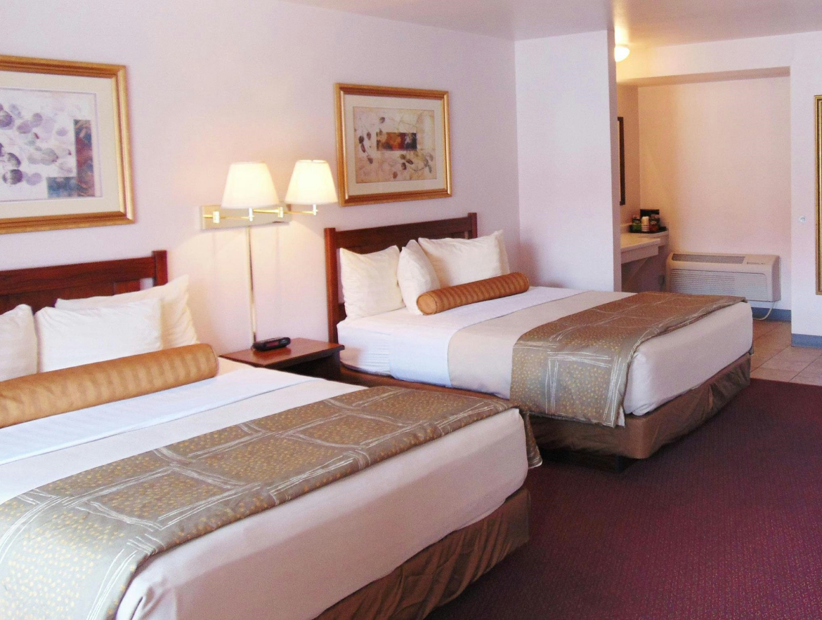 Room, 2 Queen Beds