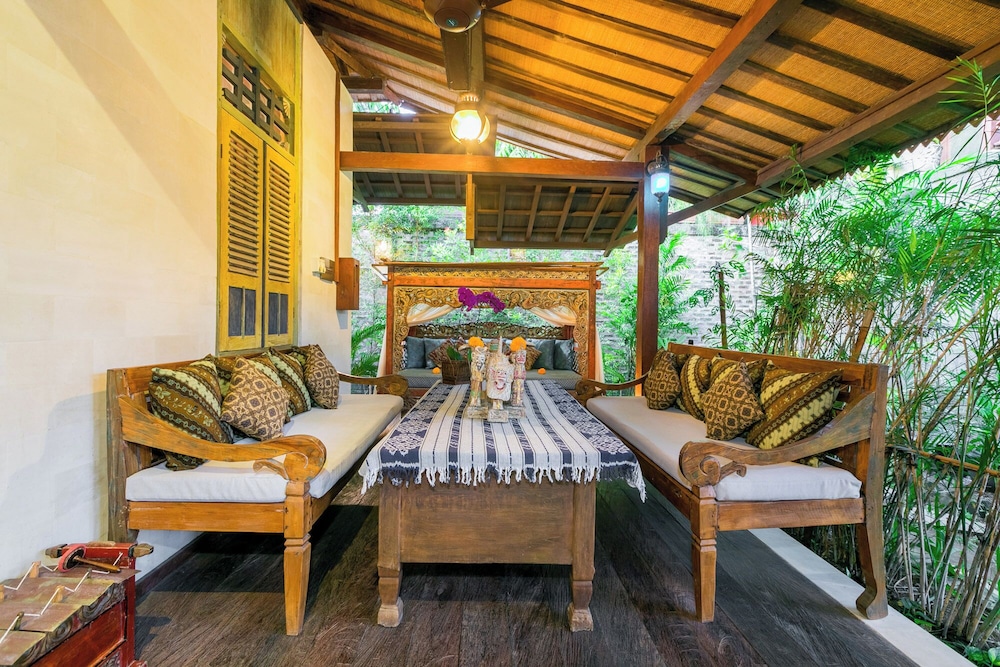 Villa Kampung Kecil 54/78