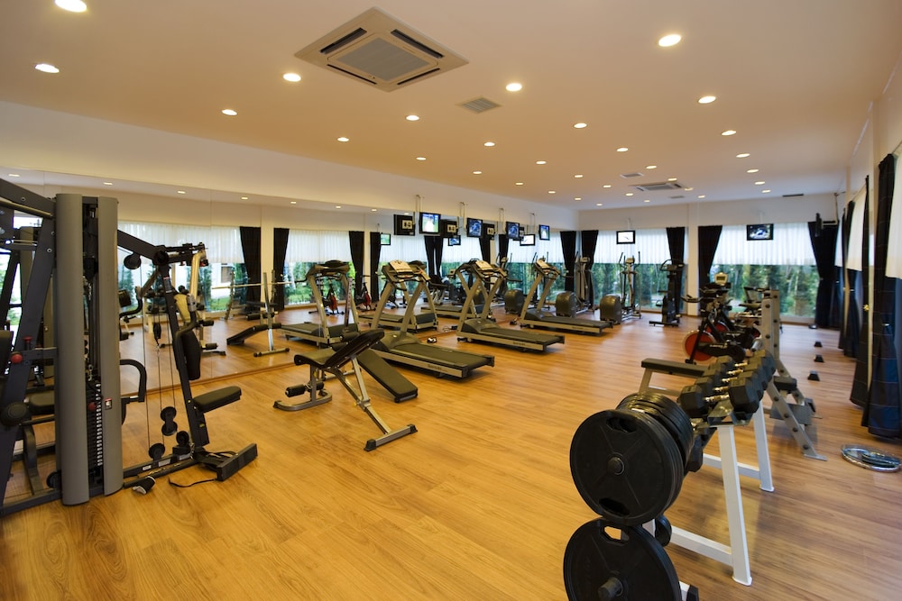 Latanya Park Resort 12/41