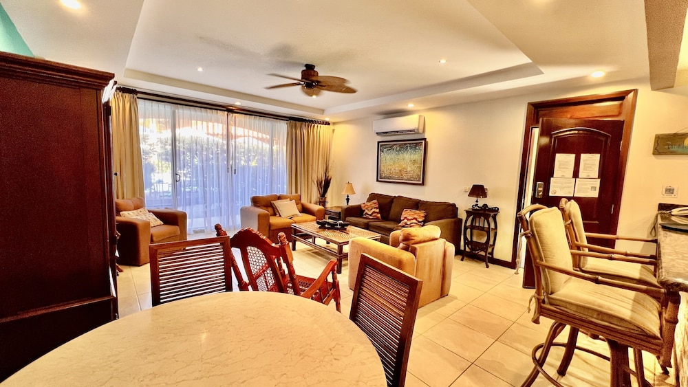 Monte Carlo Luxury Condominiums 34/50