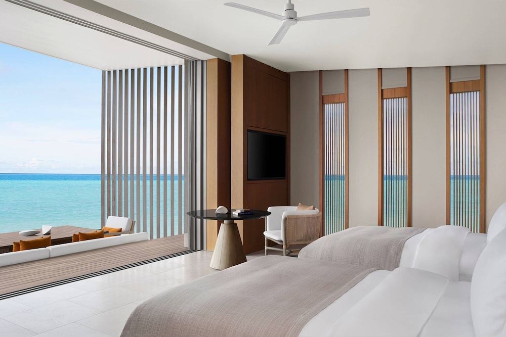 2 Bedrooms, Overwater, Villa, 2 Double Beds