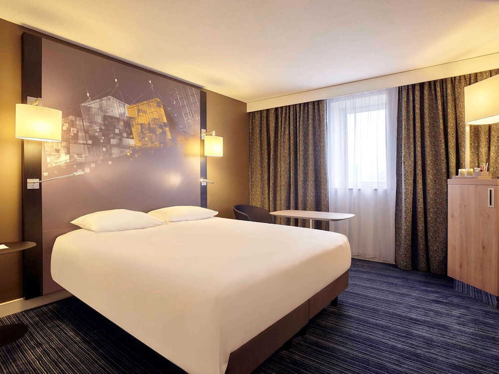 Mercure Le Havre Centre Bassin Du Commerce 15/68