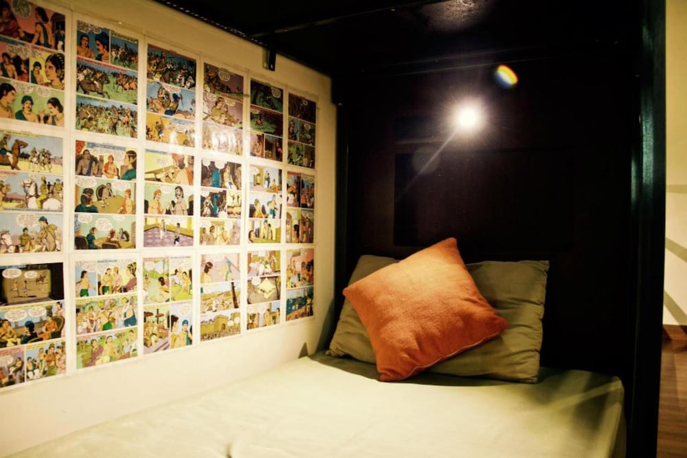 Stops Hostels- New Delhi 19/47
