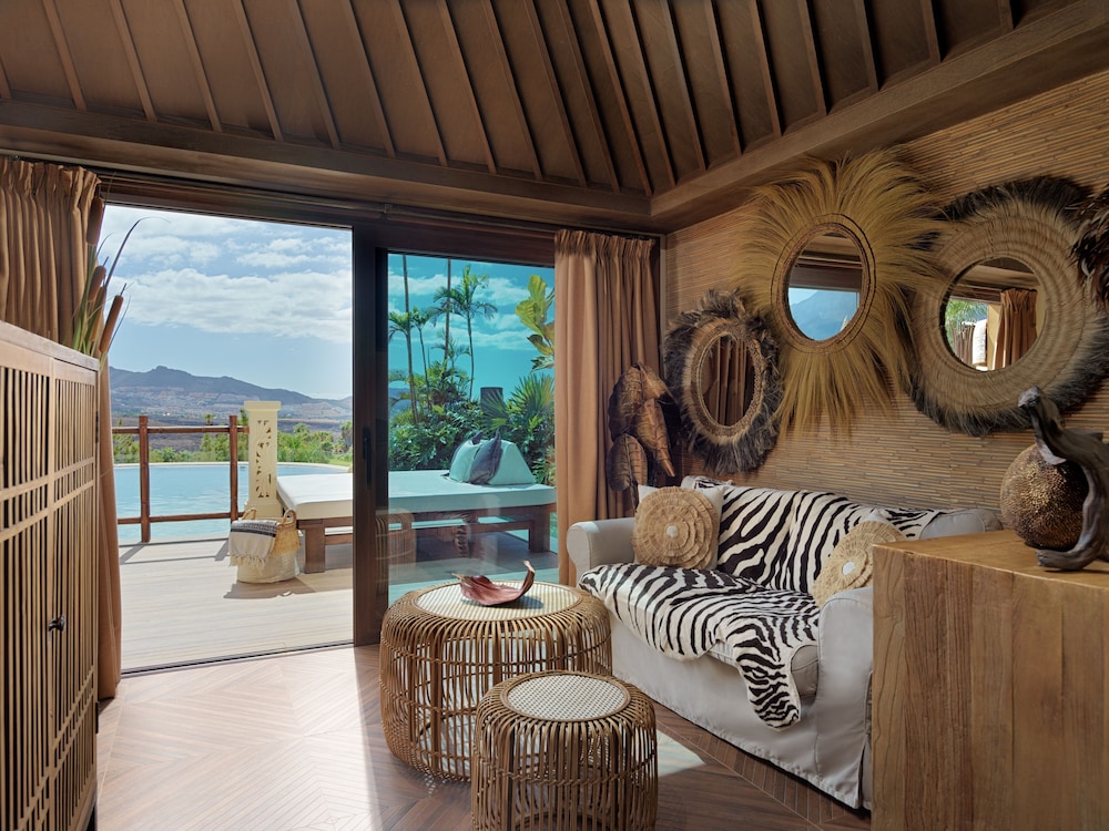Royal River Luxury Hotel (Adults Only +16) 55/75