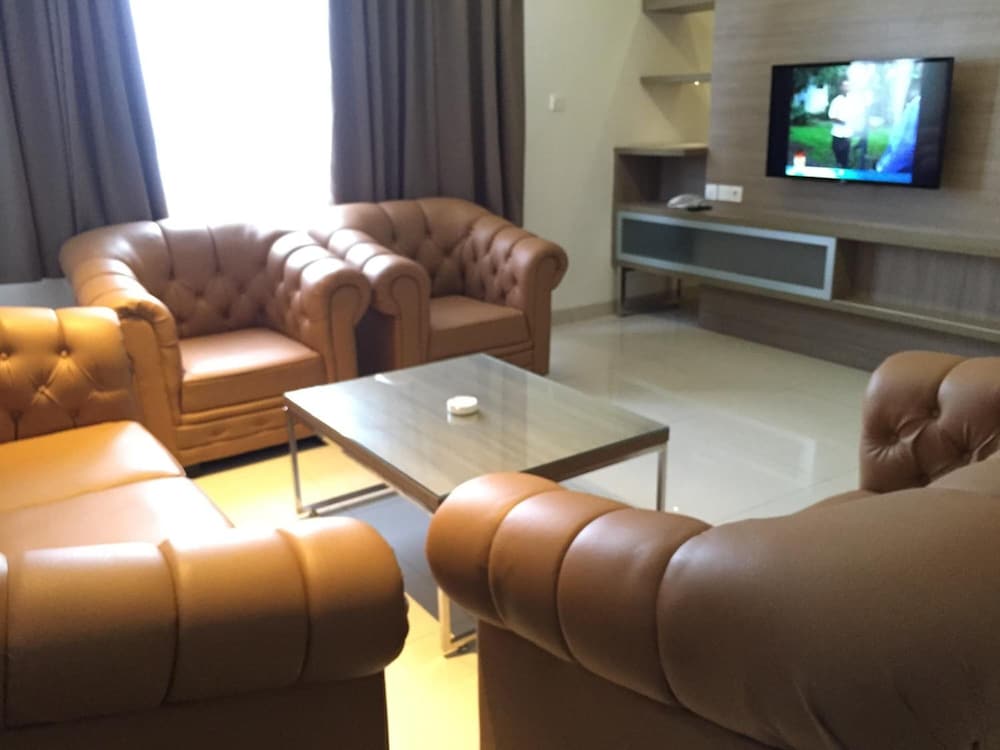 Whiz Prime Kelapa Gading 55/71