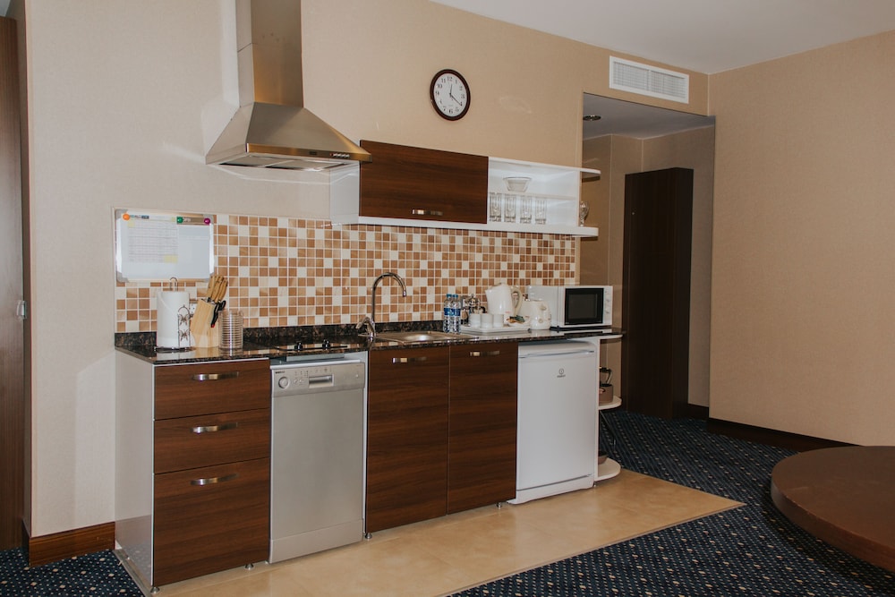 Lobby at Parkside Hotel Apartments, BAKU