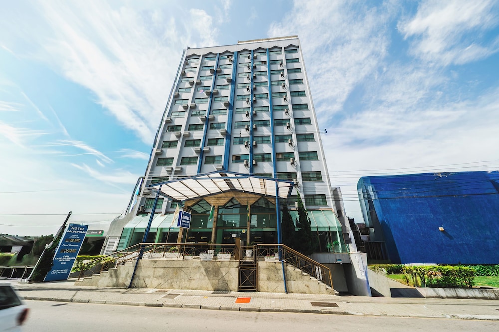 Hotel Golden Park Curitiba by Nacional Inn in CURITIBA